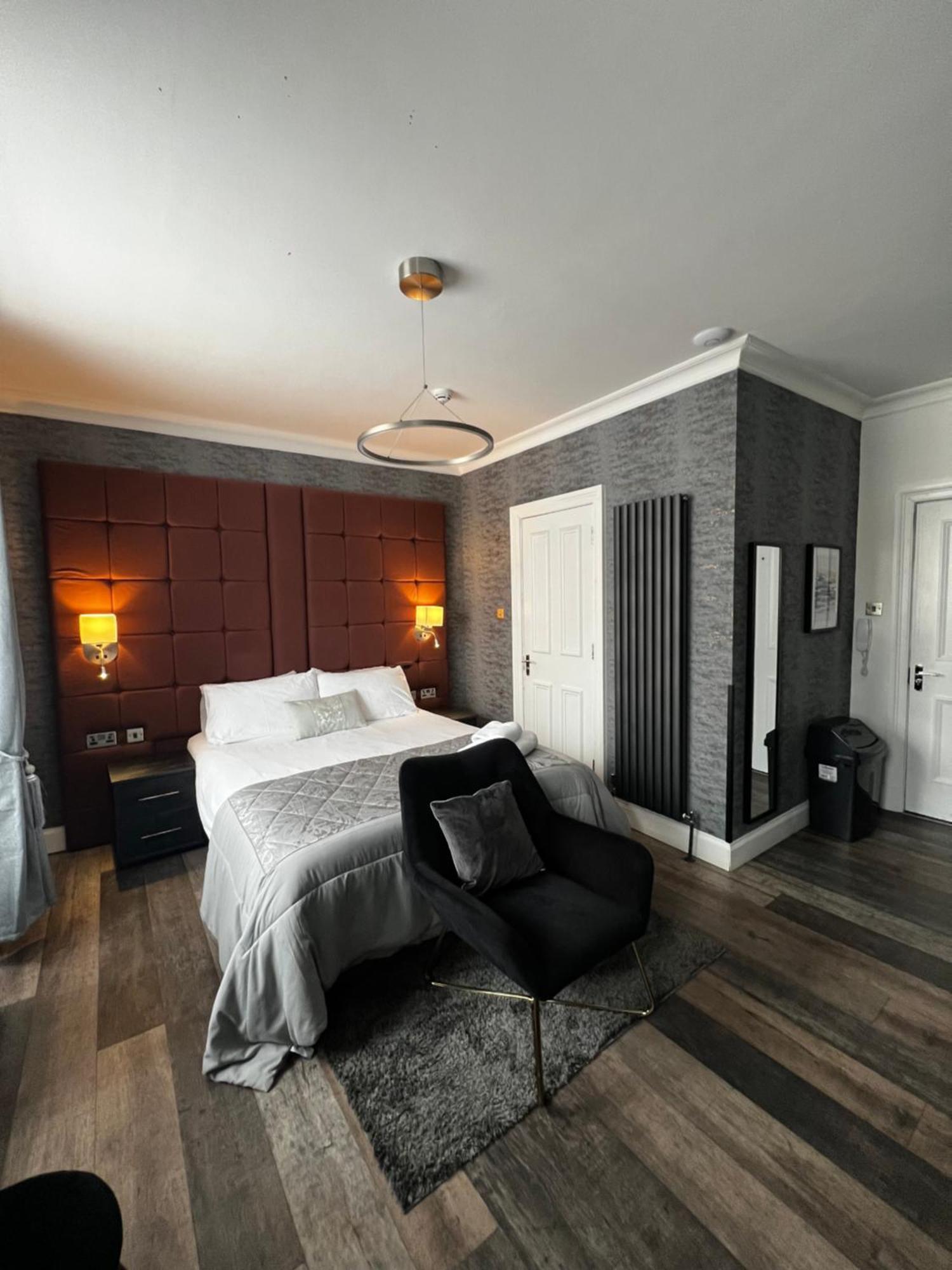 Amani Apartments - Glasgow City Centre ภายนอก รูปภาพ