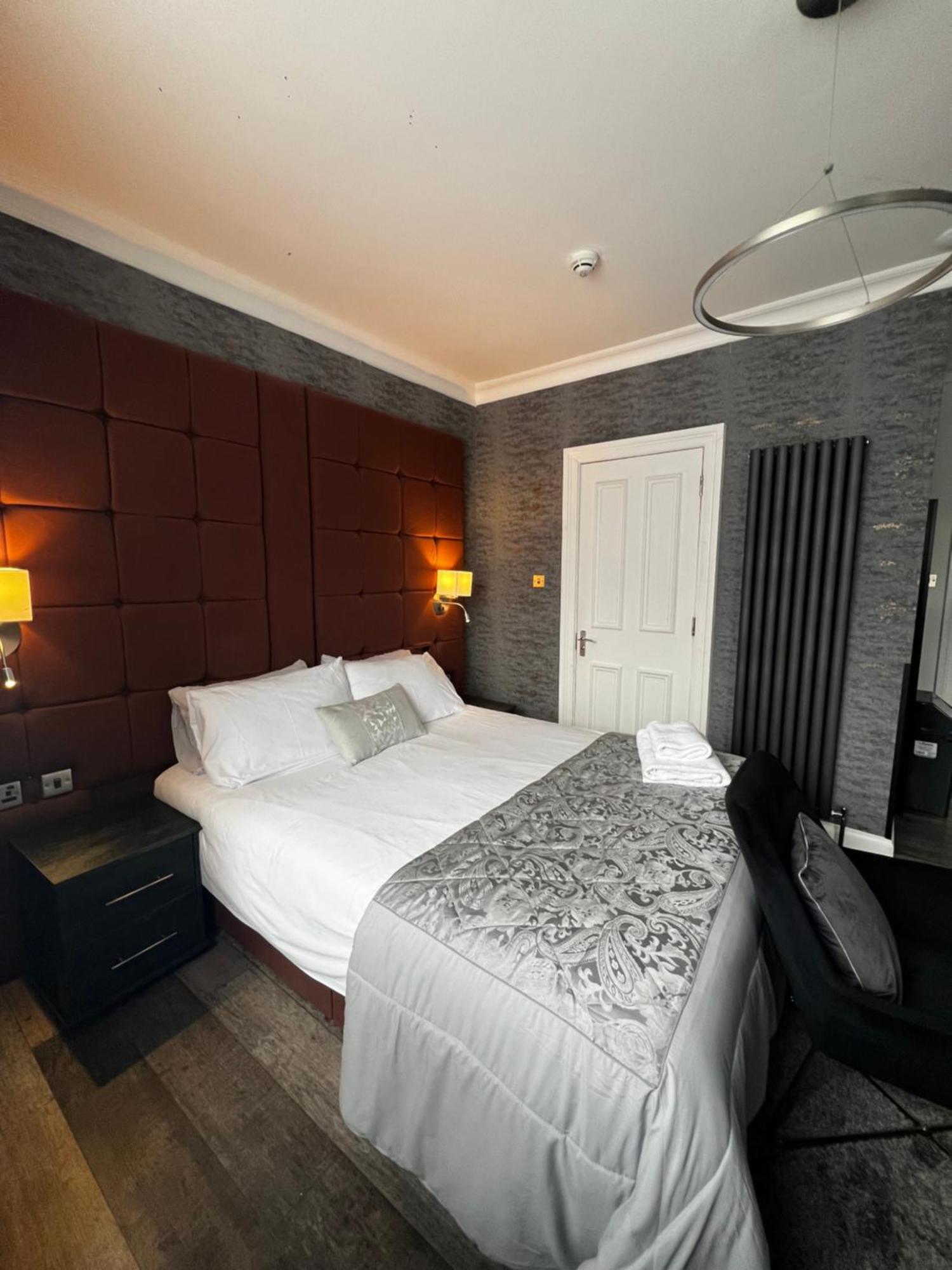 Amani Apartments - Glasgow City Centre ภายนอก รูปภาพ